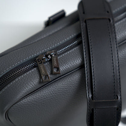 Taška na notebook s popruhem Esence